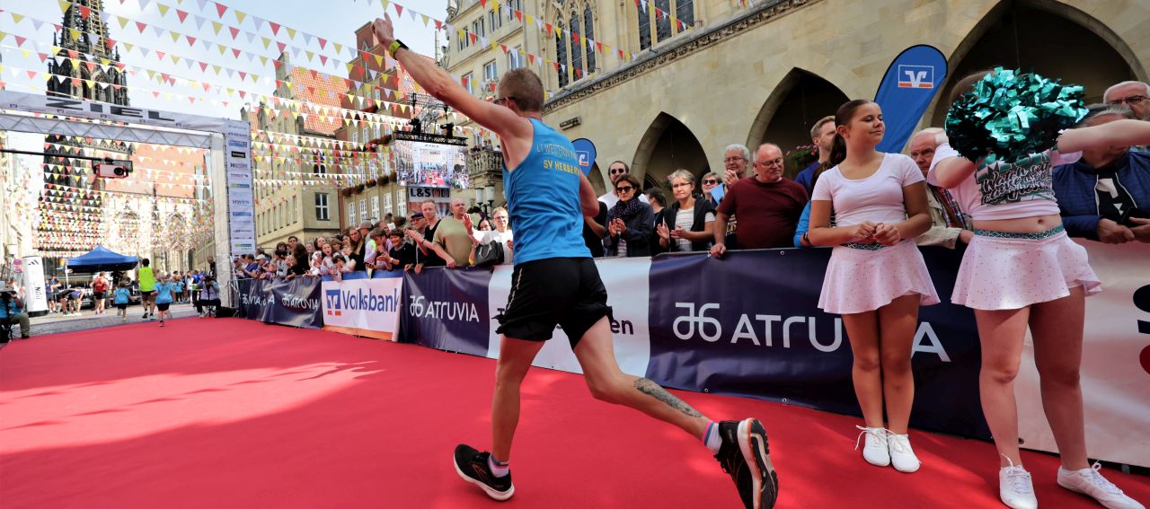 Zieleinlauf Münster Marathon